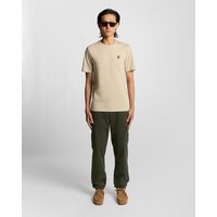 Olive green cargo trousers with multiple pockets, regular fit, by Lyle & Scott.
