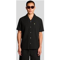 Black Lyle & Scott men's short sleeve crinkle resort shirt with button-up front and small embroidered logo on chest.