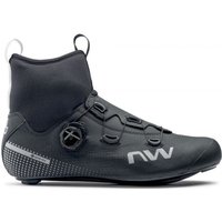 Black Northwave Celsius R GTX cycling shoe with high ankle cuff, BOA dial, and reflective accents.