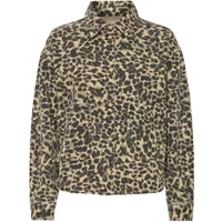 Leopard print women's jacket by Ichi IHXharlow with button closure and collar.