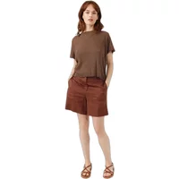 Brown short sleeve sweater by Artlove Nelia, relaxed fit, crew neck, paired with brown shorts.