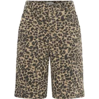 Leopard print women's shorts Ichi Harlow with knee-length cut and button closure.