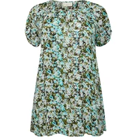 Floral women's tunic by KAFFE Curve, short-sleeved with blue and green pattern, loose fit, round neckline.