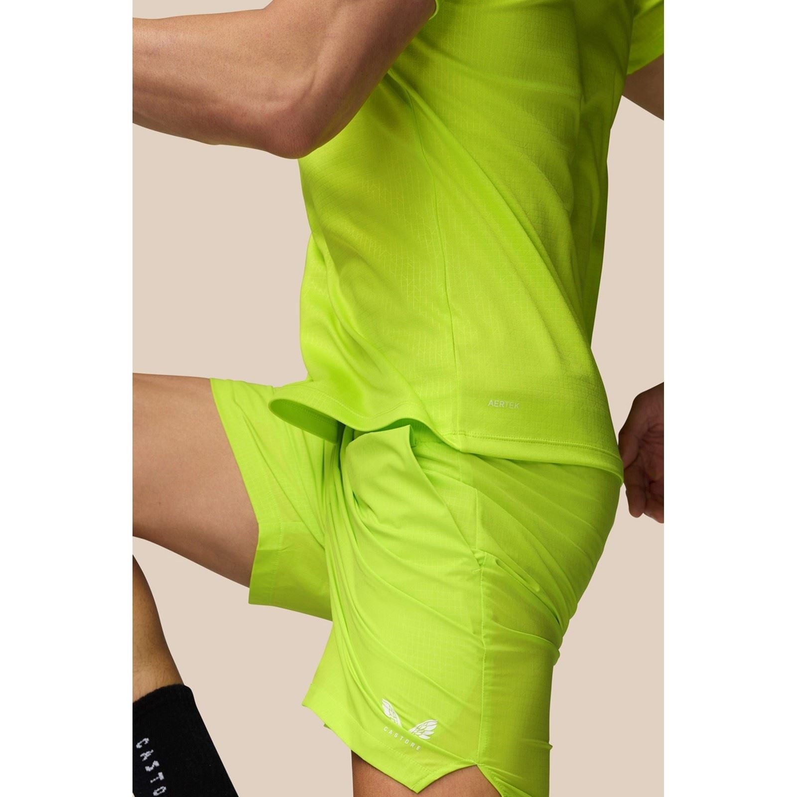 Castore Adapt T-Shirt Polyester Men's Green Activewear T-Shirts - image 5