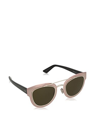 Dior CRDCHROMIC RKU/EC 47 sunglasses feature a pink frame with a sleek design, dark green lenses, and black temples, offering a stylish and modern look.
