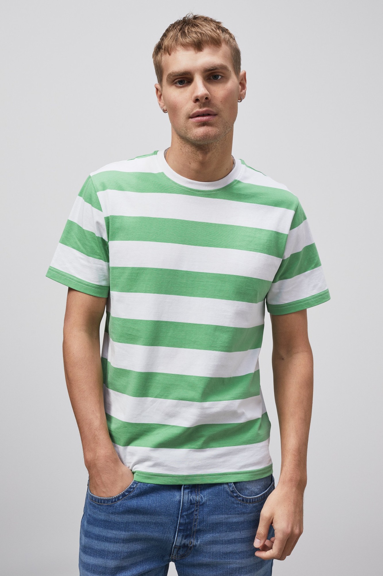 Mens green and white striped T-shirt by Enorsia, featuring a crew neck and short sleeves, made from soft cotton material, size UK L.