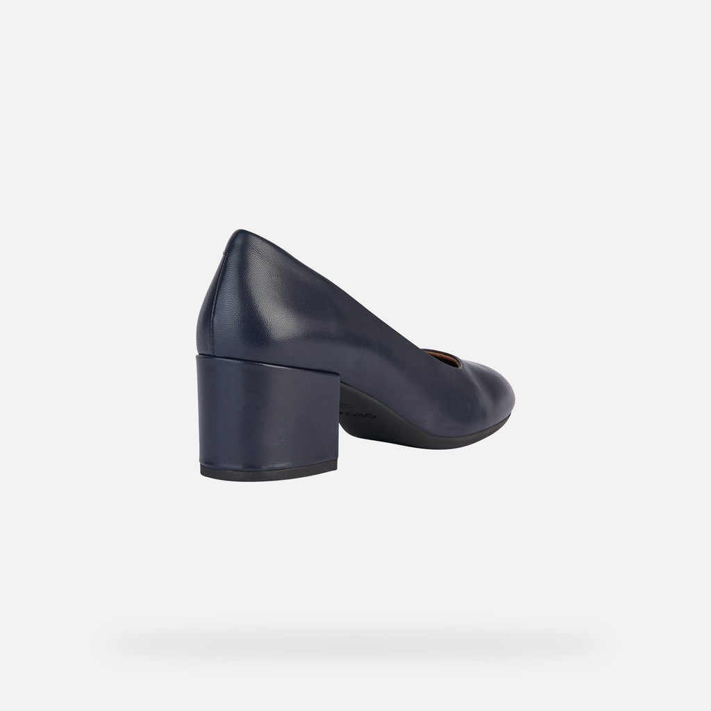 Geox Women's D ELEANA A SHOES in Navy - image 5