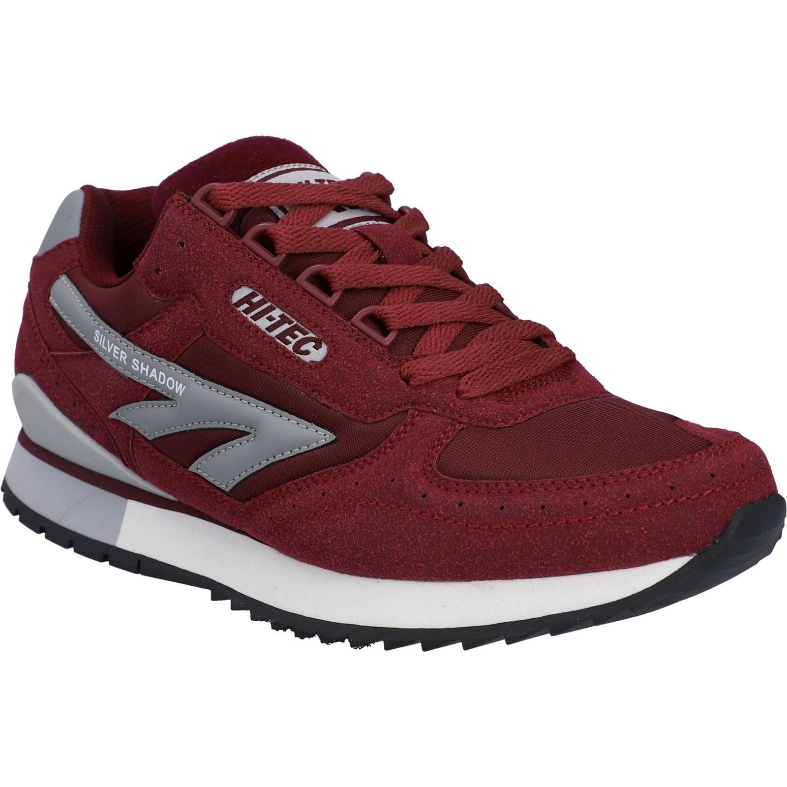 Men's cherry lace-up shoes made of PU suede and polyester, featuring a grey logo and accents, with a cushioned sole and textured red upper for a sporty look.