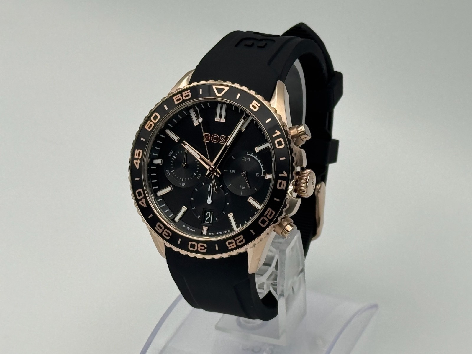 Hugo Boss Runner 1514168 Men's Chronograph Watch – 44mm Black Dial Black Silicone Strap - image 3