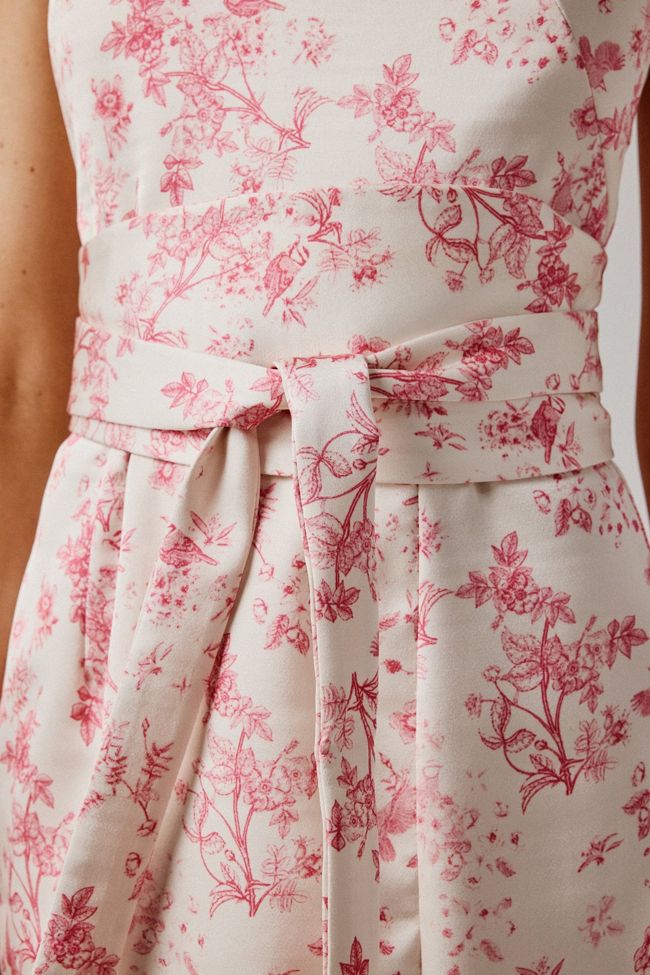 Lavish Alice BRIELLE Bonded Satin Obi Belted Halterneck Midi Dress in Pink Porcelain XS UK6 - image 3