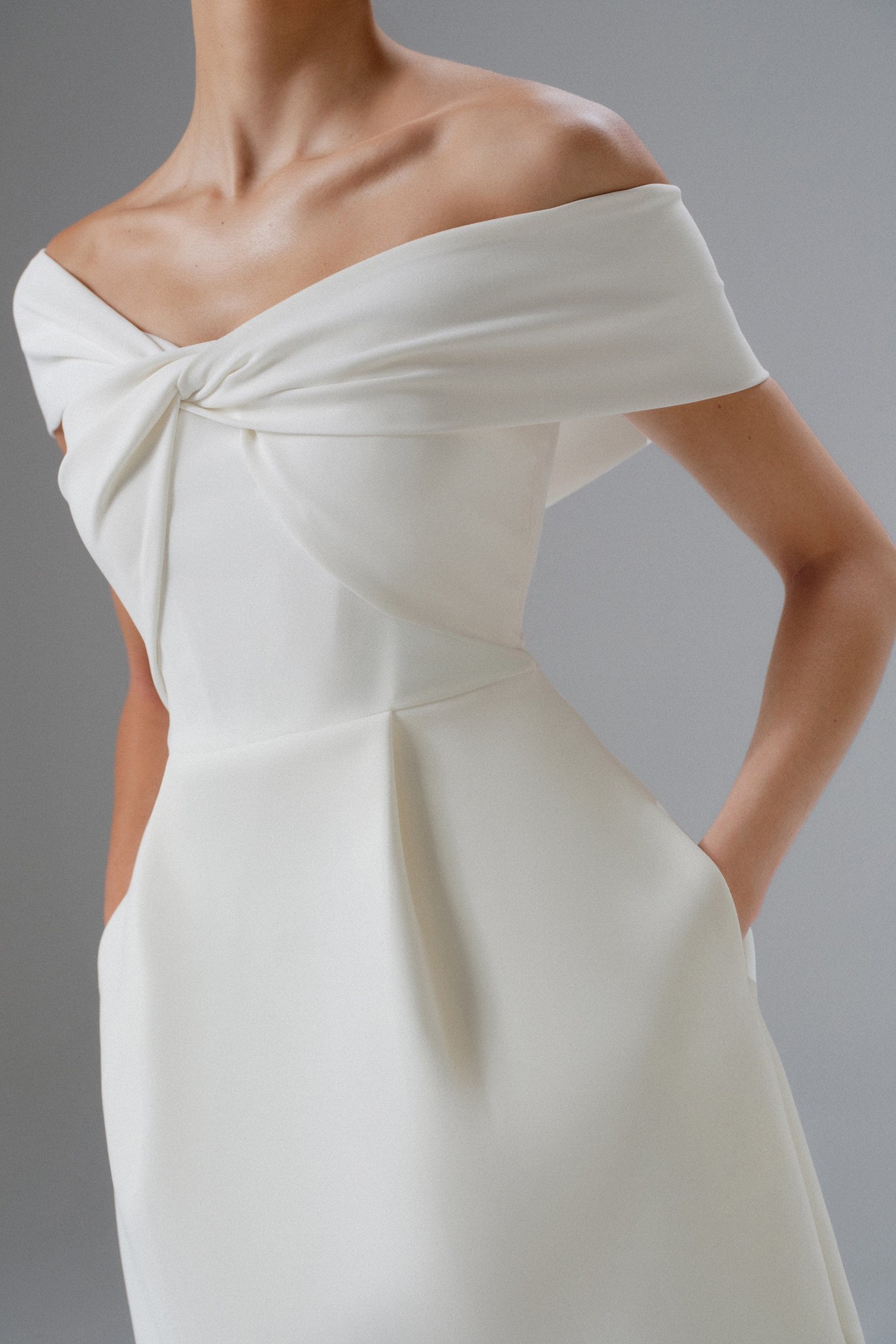 Lavish Alice MILA Twisted One Shoulder Mini Dress in White XS UK6 - image 2