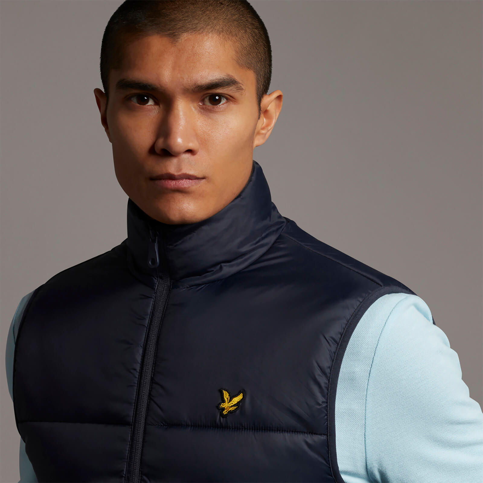 Lyle & Scott Men's Puffer Gilet in Dark Navy - image 4