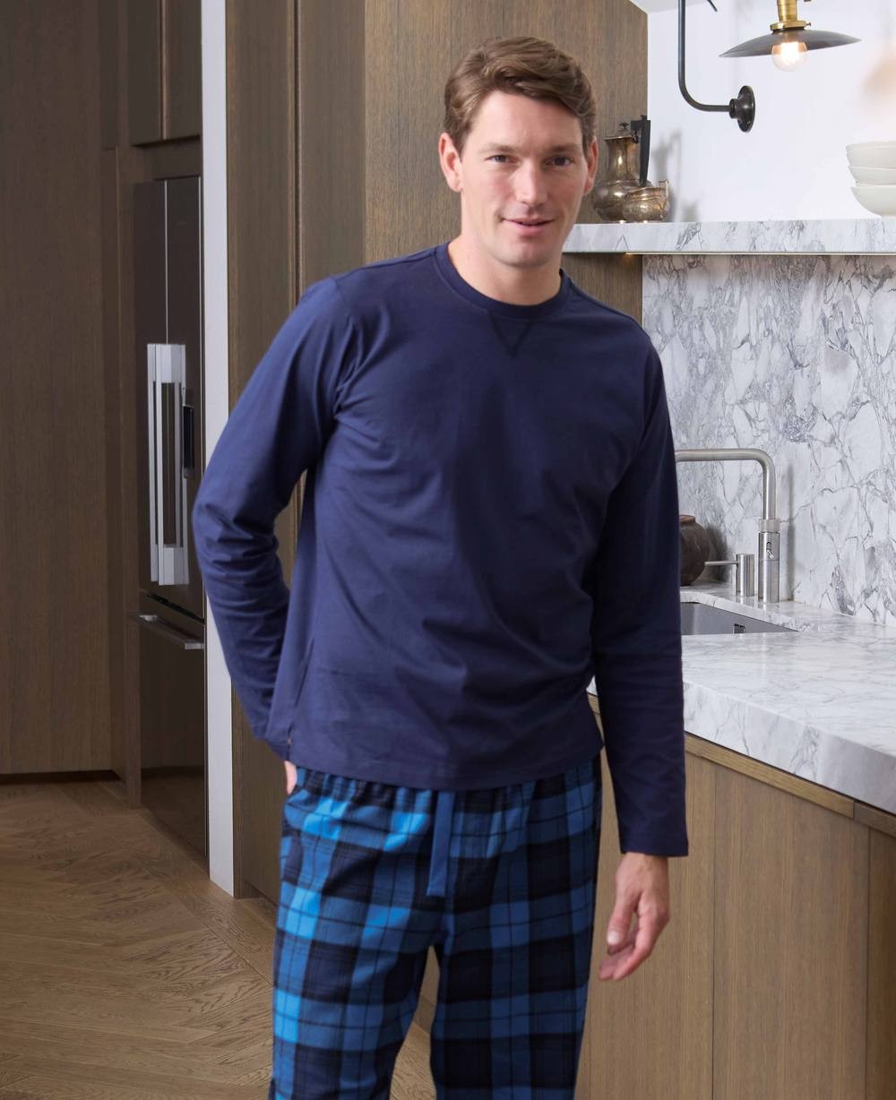Men's Blue Cotton Checked Lounge Pants & Long Sleeve T-Shirt Pyjama Set - Size: Medium - Savile Row Company - image 4