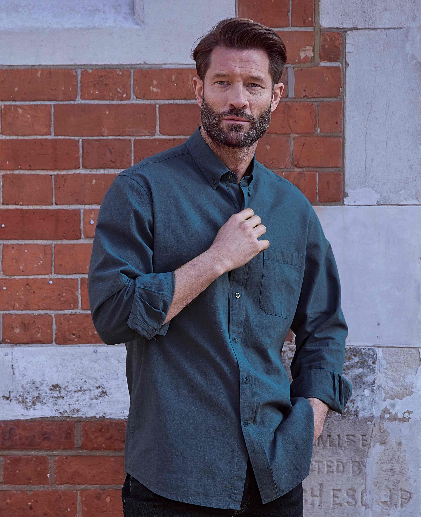 Men's Dark Blue Linen Cotton Classic Fit Button-Down Casual Shirt - Size: Small x Standard - 33.5" - Savile Row Company - image 5