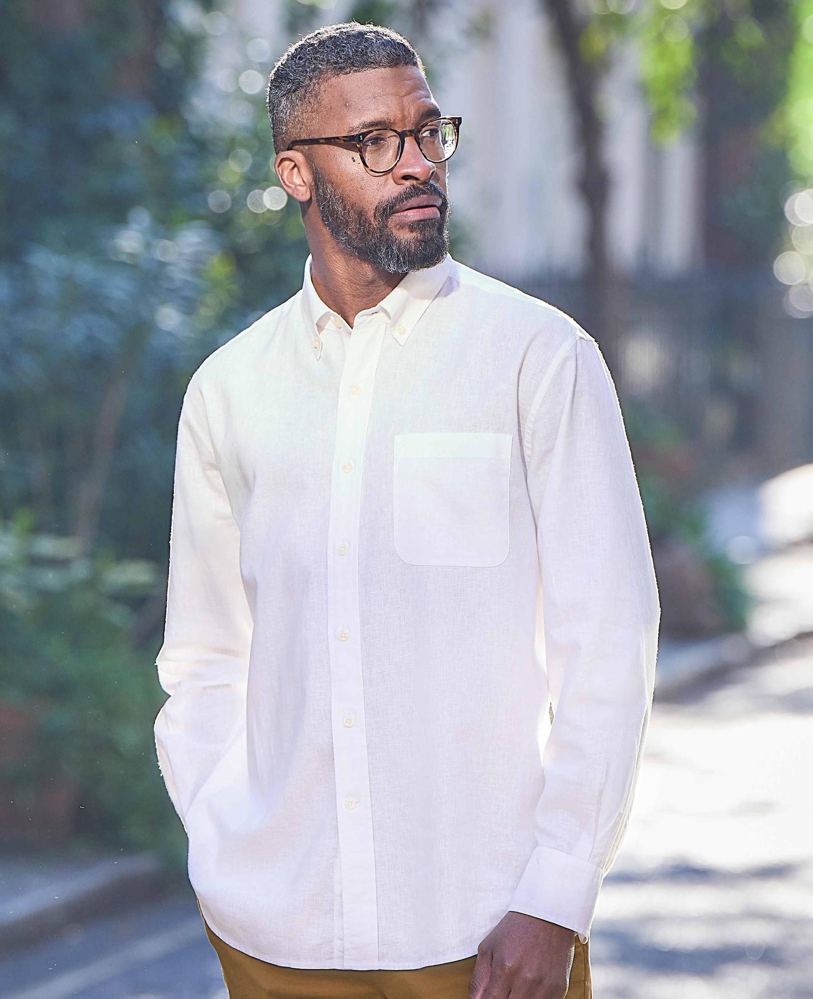 Men's White Linen-Blend Classic Fit Casual Shirt - Size: Medium x Extra Long - 36.5" - Savile Row Company - image 3