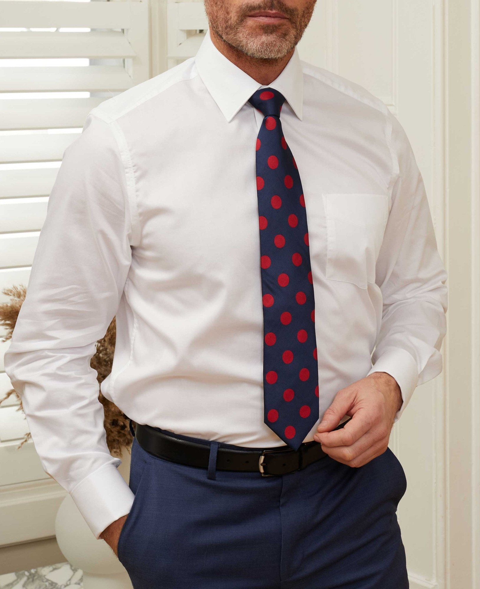 Men's White Twill Classic Fit Shirt - Single or Double Cuff - Size: 18.5" x Standard - 37" - Savile Row Company - image 2