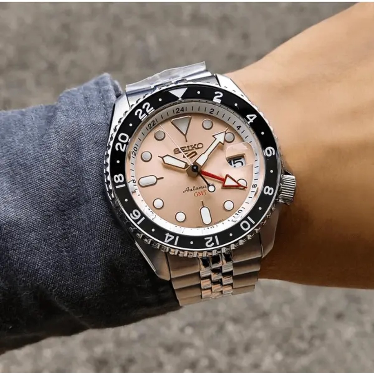 Seiko 5 Sports SSK043K1 GMT Thong Sia Exclusive Limited Edition Men's Watch - image 5