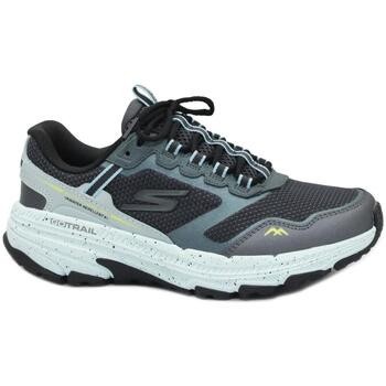 Navy and aqua Skechers GO RUN Trail Altitude 2.0 Ravine trainers featuring a breathable mesh upper, cushioned sole, and rugged tread for enhanced traction.