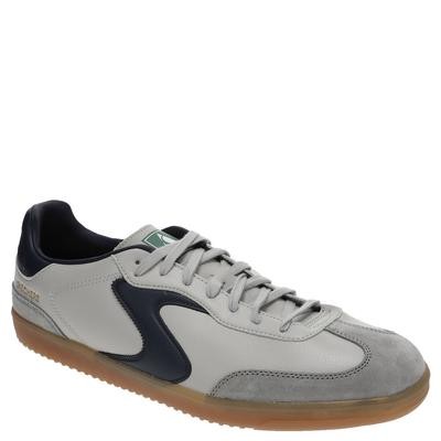 Men's Skechers Court & Classics Hot Shot-Pyke sneaker in grey, featuring a smooth leather upper, navy accents, and a gum rubber sole for traction.