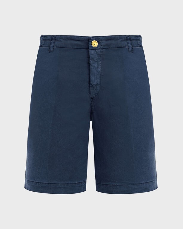 Men's solid blue Bermuda shorts made of satin cotton, featuring a button closure and a relaxed fit, labeled as size M by Vilebrequin.