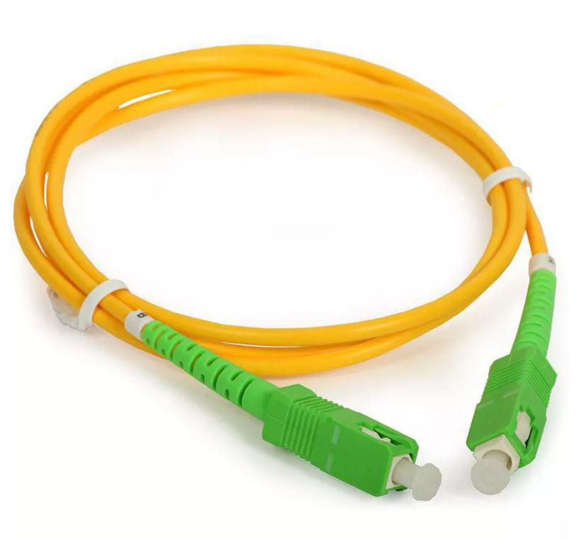 Yellow 15-meter Microconnect InfiniBand/fibre optic cable with green SC connectors on both ends, designed for high-speed data transmission.