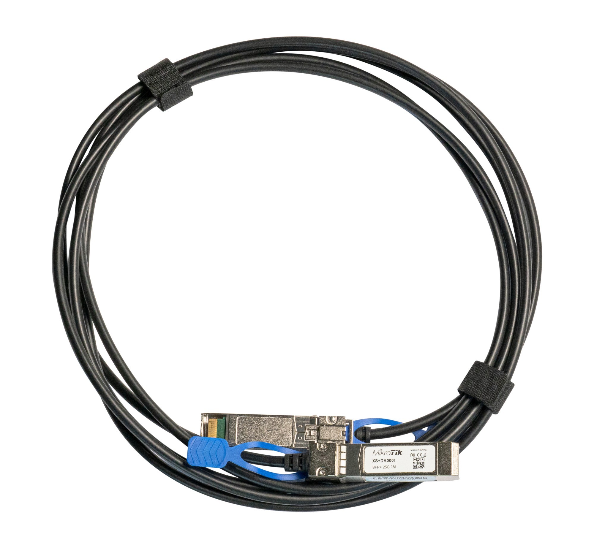 Black Mikrotik XS+DA0001 InfiniBand/fibre optic cable, 1 meter long, featuring SFP/SFP+/SFP28 connectors with a blue latch and labeled ends.
