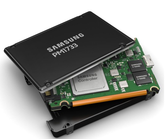 Samsung PM1733 NVMe SSD featuring a sleek black metallic casing, with visible green circuit board and Samsung V-NAND chips, designed for high-performance storage solutions.