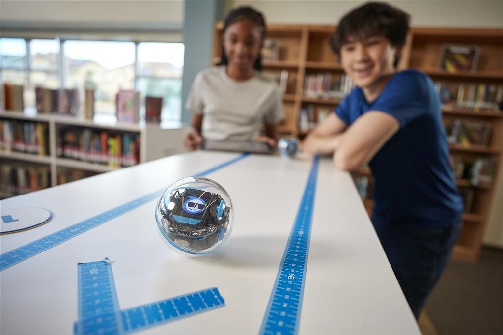 Sphero BOLT+ Programmable Robot - image 5