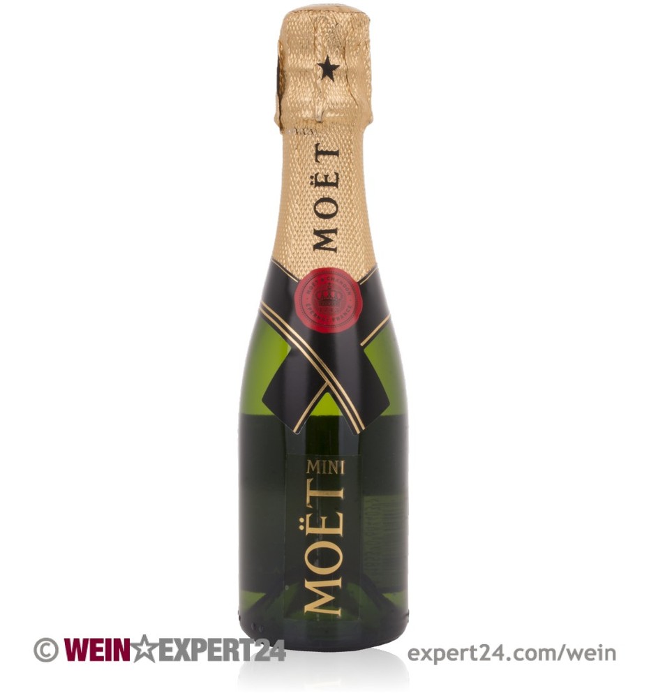 Mini Moët & Chandon Impérial Brut Champagne in a green glass bottle, featuring a gold foil cap, black and gold label, and a red emblem, sized at 20 Cl.