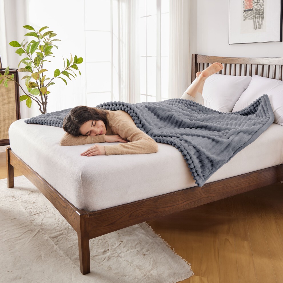 Neo Grey Fleece Electric Blanket with Timer and Heat Settings - image 3