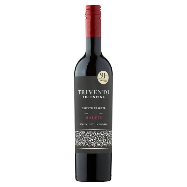 Trivento Private Reserve Malbec bottle, 75 cl, features a dark glass body, elegant black label with silver and gold accents, and a red foil cap.