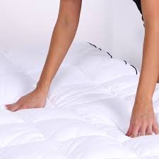 The Lyndon Company Super King Size Velvet Touch Mattress Enhancer - image 2