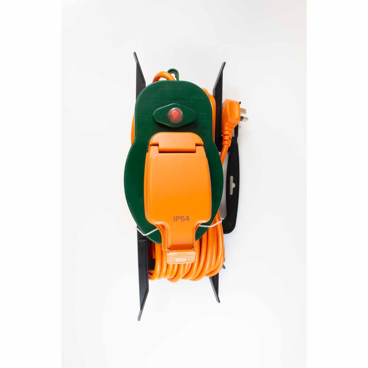 Daewoo weatherproof 15M garden cable reel in orange with a green handle, featuring an IP54 rating, power socket, and a sturdy design for outdoor use.