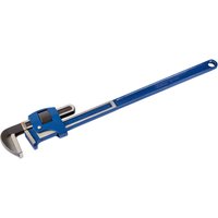 Blue Draper Expert adjustable pipe wrench, 900mm, with long handle and silver jaw.