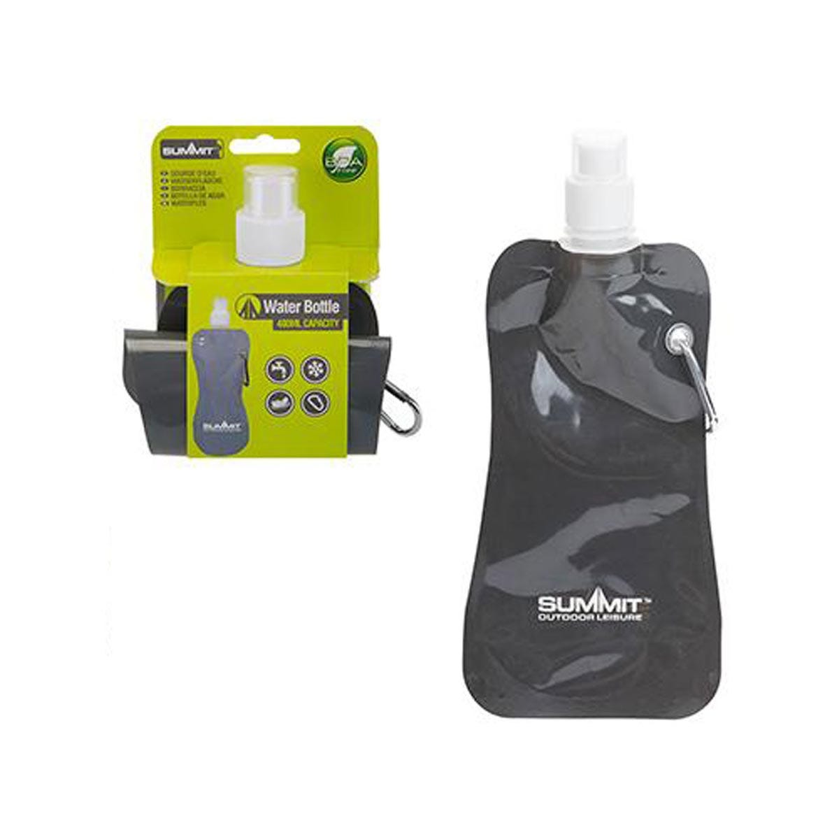 Black, flexible 480ml folding water bottle with a spout and a carabiner clip, packaged in a green and yellow box featuring the Summit logo and product details.