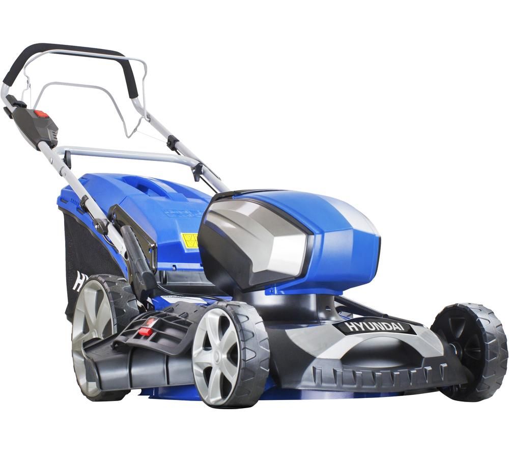 Blue and black Hyundai self-propelled lawnmower with a 45cm cutting width, featuring two 40V batteries, a charger, and a grass collection bag.