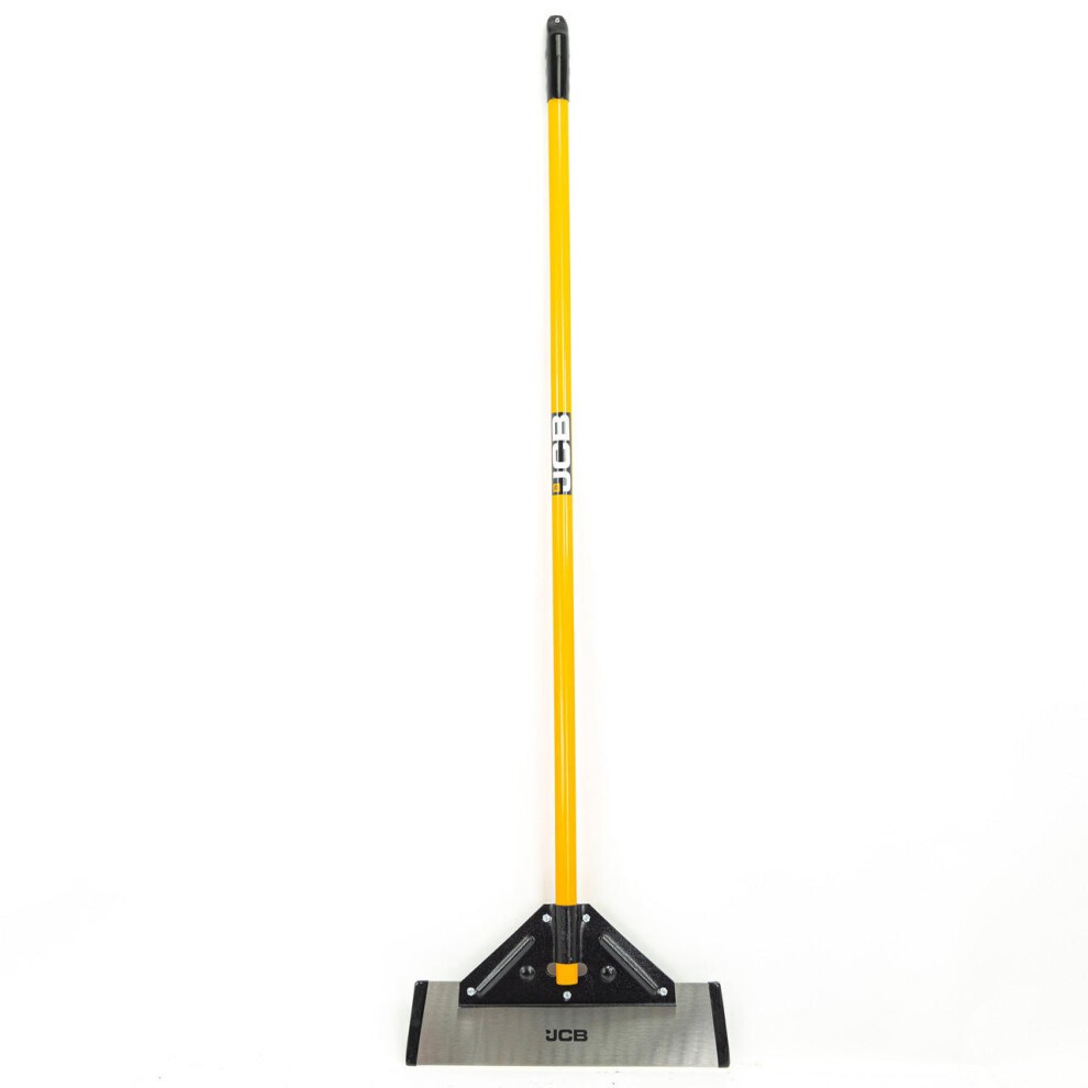 Long-handled floor scraper with a 450mm heavy-duty spring steel blade, featuring a bright yellow handle and a sturdy black base with JCB branding.