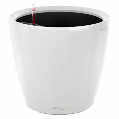 High-gloss white LECHUZA CLASSICO LS 35 flower pot with a sleek design, featuring an integrated water level indicator and a black interior.