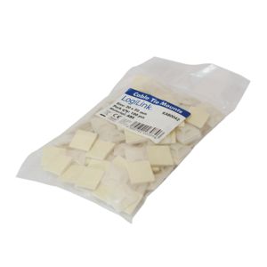 Beige cable tie mounts made of ABS synthetics, packaged in a clear bag, featuring 100 square-shaped mounts for securing cables.