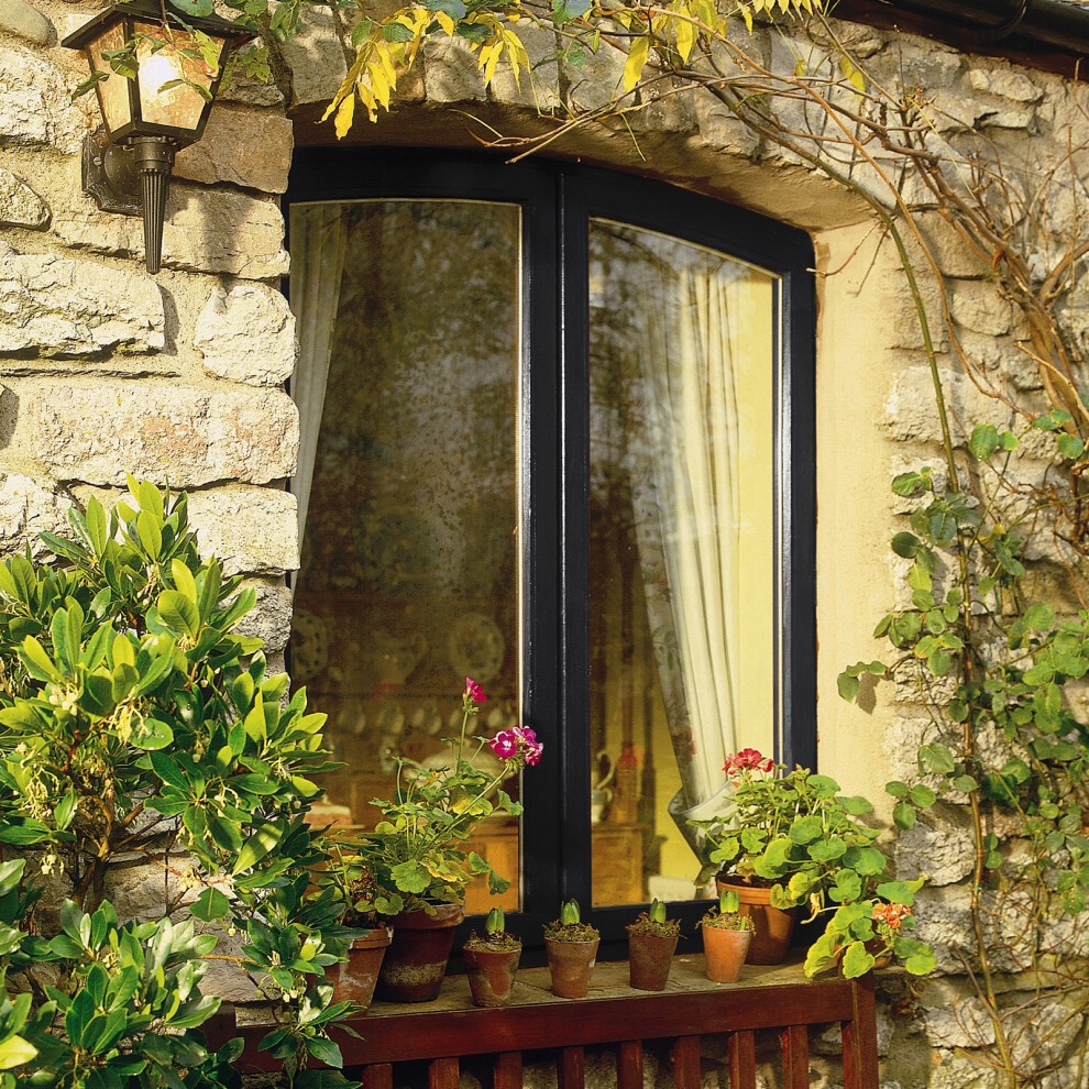 Sadolin Quick Dry 10 Year Ebony Woodstain 5L - image 5