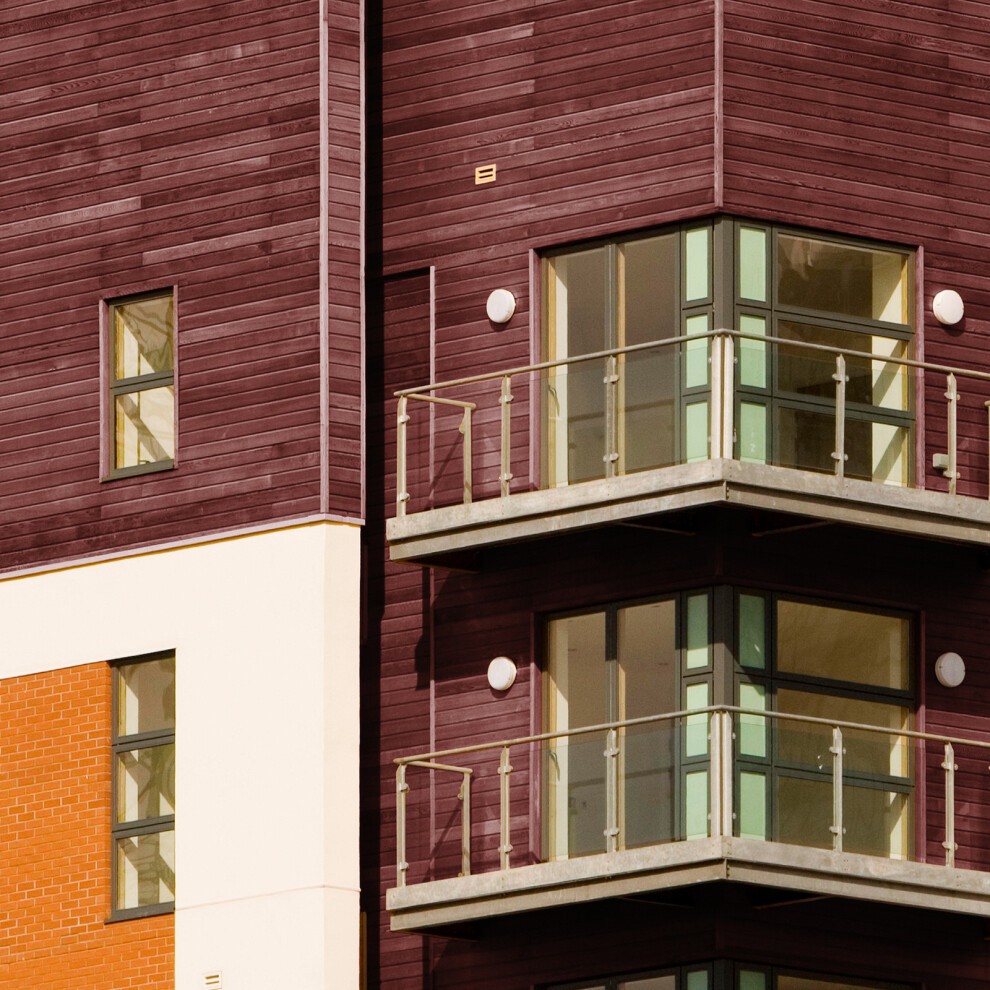 Sadolin Quick Dry 10 Year Mahogany Woodstain 1L - image 4