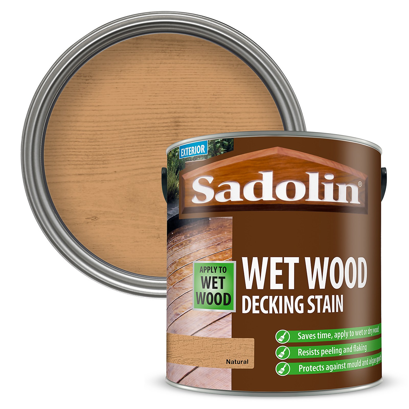 Sadolin Wet Wood Decking Stain in a 2.5 L can, featuring a natural wood color and a label highlighting its resistance to peeling and mold, suitable for wet application.