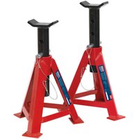 Red Sealey AS Series axle stands with adjustable height and black saddles.