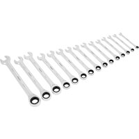 "Silver Siegen 15 piece ratchet combination spanner set with open and ratchet ends, arranged in size order."