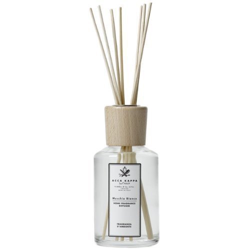 Clear glass diffuser bottle with a wooden cap, featuring natural reed sticks, labeled "Acca Kappa White Moss," 250ml capacity, elegant and minimalist design.