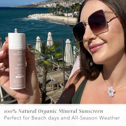 Baie Botanique Organic Mineral Facial Sunscreen SPF 50 Light Tint / 70g - image 4