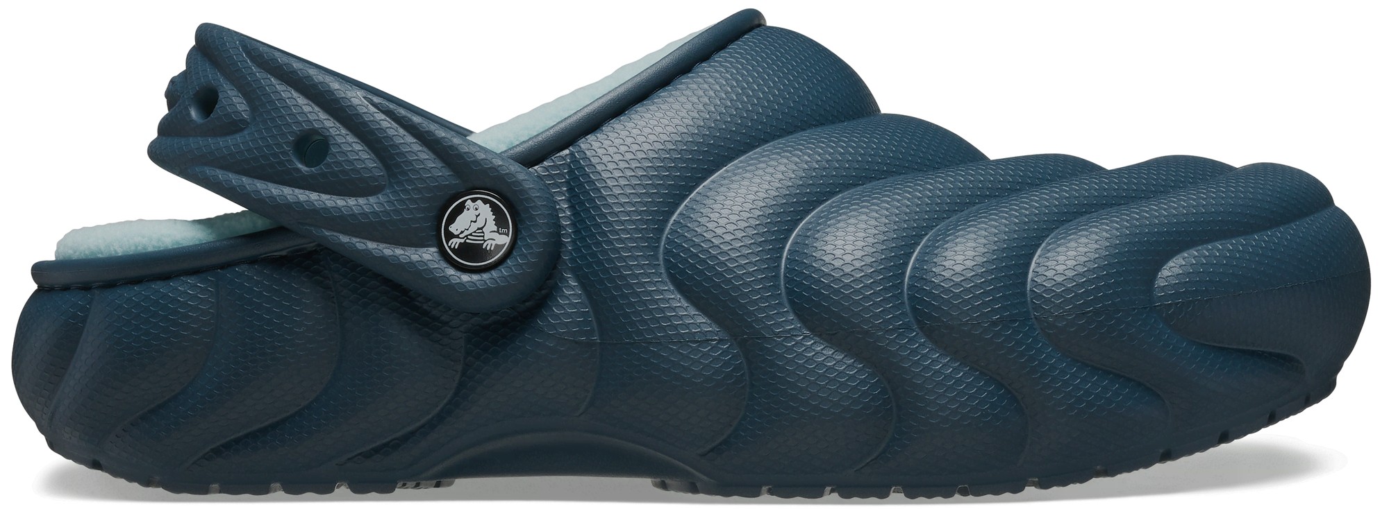Crocs Women's Classic Lined Overpuff Clog in Nightfall features a deep navy blue color, textured material, and a soft lined interior for comfort.