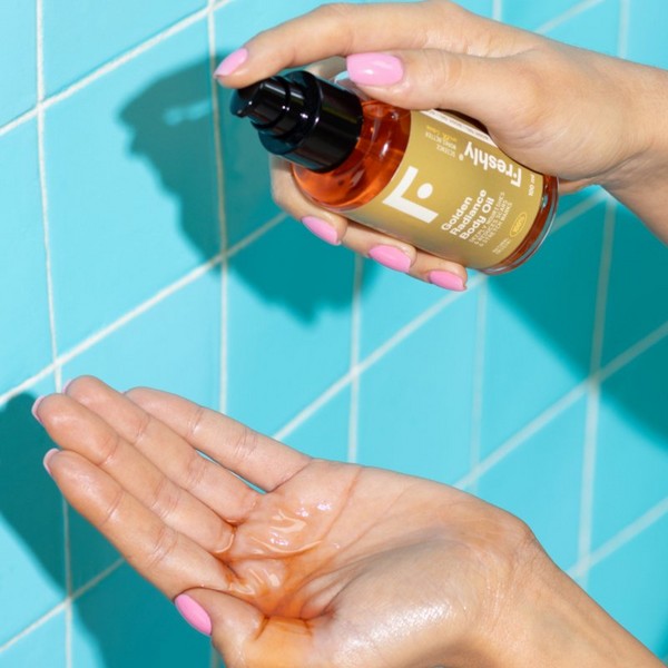 Freshly Cosmetics Golden Radiance Body Oil 100ml - image 3
