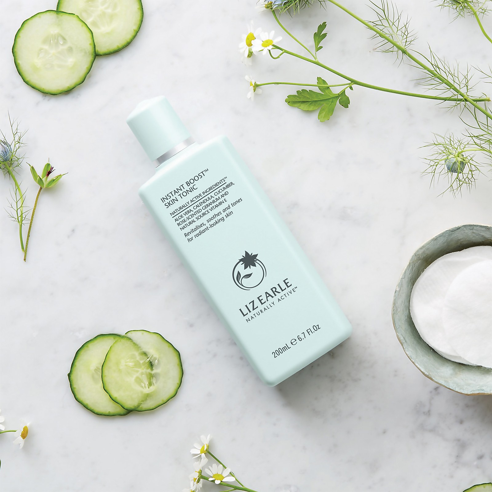 Liz Earle Instant Boost Skin Tonic 200ml - image 3