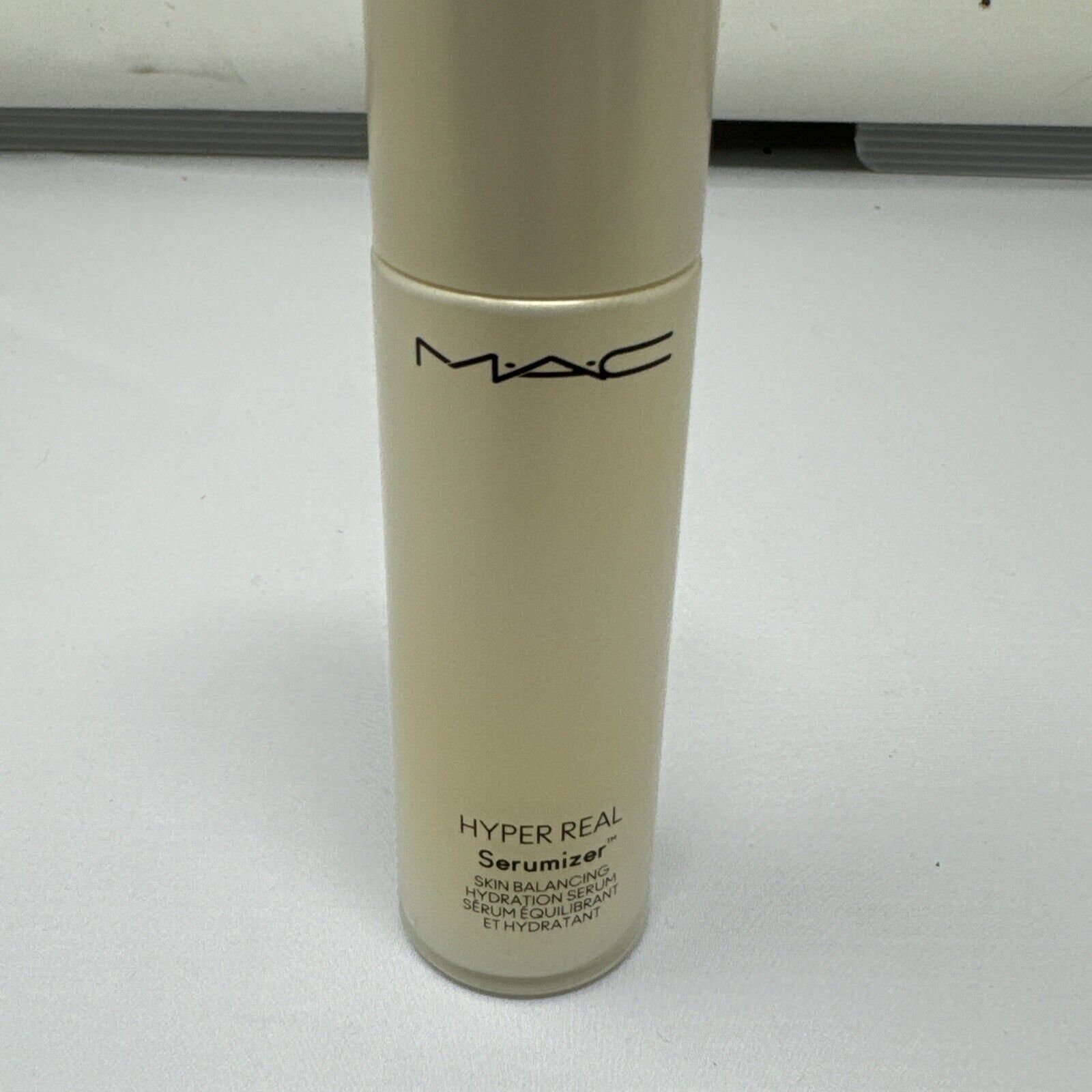MAC Hyper Real Serumizer Skin Balancing Hydration Serum 50ml - image 4